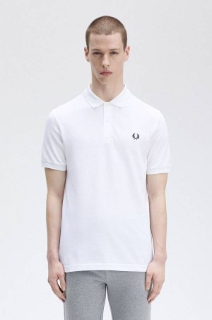 Fred Perry M6000 White/Navy | FP70018